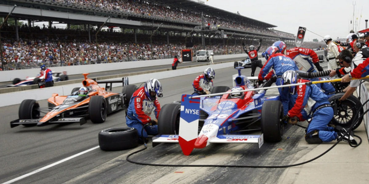 مسابقه اتوموبیل رانی ایندی 500